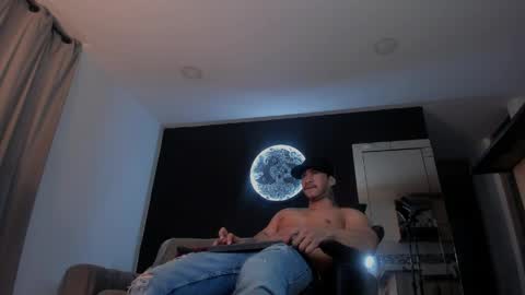 Snapshot of dammianmilleroficial chatting on 18, 4, 2026 INSTAGRAM DAMMIANMILLEROFICIAL online show from 18, 4, 2026