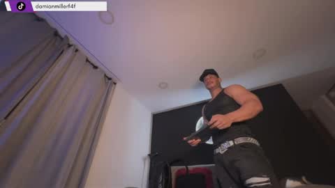Snapshot of dammianmilleroficial chatting on 16, 5, 2026 INSTAGRAM DAMMIANMILLEROFICIAL online show from 16, 5, 2026