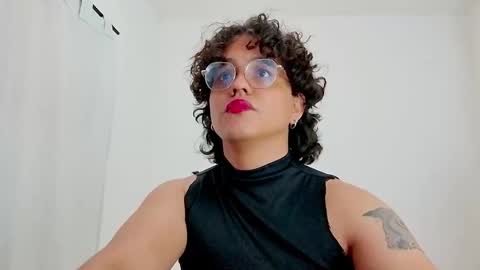 Snapshot of dan_blous chatting on 21, 2, 2026 Diane Blosson online show from 21, 2, 2026