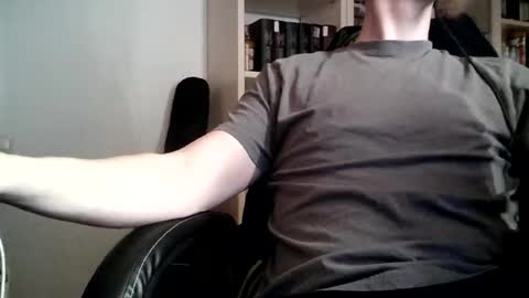 Snapshot of dan_snow24 chatting on 11, 5, 2026 Dan Snow online show from 11, 5, 2026