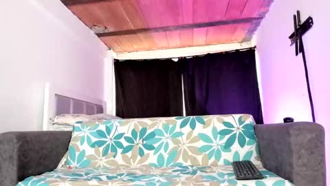 Snapshot of dana_777 chatting on 30, 10, 2025 Dayana  online show from 30, 10, 2025