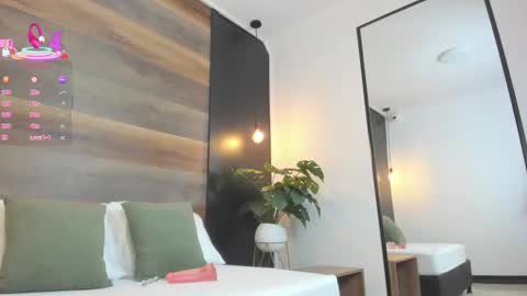 D A N A  online show from 23, 2, 2026