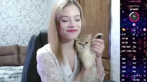Snapshot of dana_smilex chatting on 2, 6, 2026 Dana SmileX online show from 2, 6, 2026