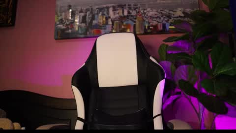 Snapshot of danaa_rouse chatting on 21, 2, 2026 danaa_rouse online show from 21, 2, 2026