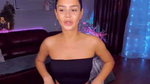 DanaMiers online show from 9, 4, 2026