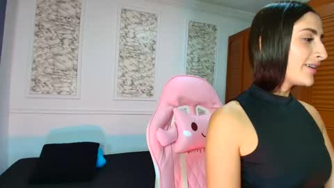 Danella Houston online show from 14, 12, 2025