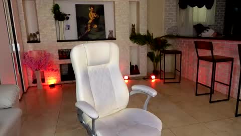 Snapshot of dani_kittys chatting on 23, 4, 2026 dani_kittys online show from 23, 4, 2026