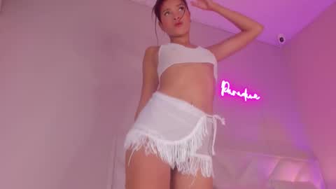 Snapshot of dani_skinny_ chatting on 11, 9, 2025 Hi I am Dani online show from 11, 9, 2025