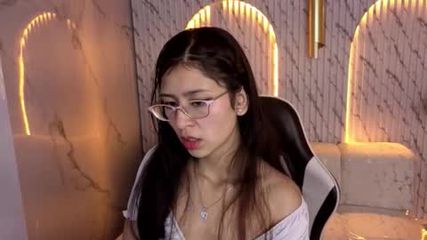 Snapshot of dani_tf chatting on 2, 3, 2026 dani_tf online show from 2, 3, 2026