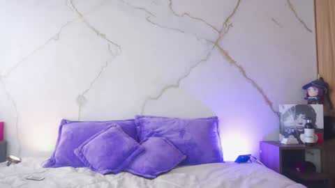 DANI independent model IG online show from 12, 3, 2026