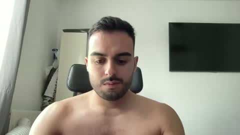 daniel_3827 online show from 25, 6, 2026