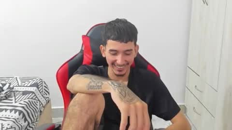 Snapshot of daniel_443 chatting on 9, 11, 2025 DANIEL online show from 9, 11, 2025