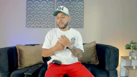 Snapshot of daniel_kingxxx chatting on 28, 2, 2026 daniel_kingxxx online show from 28, 2, 2026