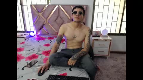 daniel_velez26 online show from 30, 4, 2026