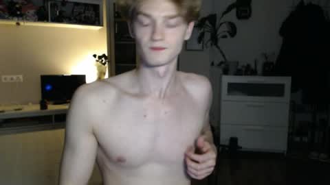 Snapshot of daniel_yumm chatting on 2, 5, 2026 Daniel online show from 2, 5, 2026