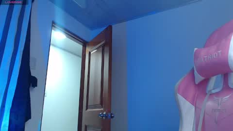 Snapshot of daniela_cute22 chatting on 28, 4, 2026 DANIELA online show from 28, 4, 2026