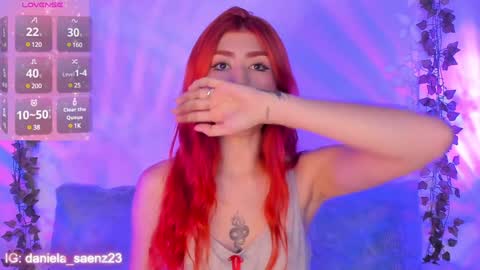 Dani Saenz online show from 17, 12, 2024