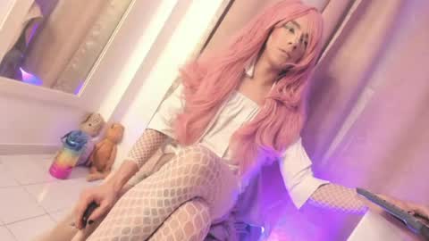 Snapshot of danielamay00 chatting on 5, 7, 2026 danielamay00 online show from 5, 7, 2026