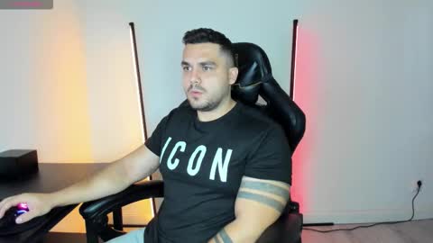 Snapshot of danielbateson chatting on 13, 10, 2025 danielbateson online show from 13, 10, 2025