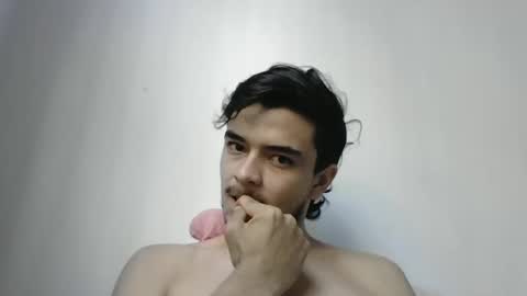 Snapshot of danielhot17 chatting on 18, 12, 2024 DANIEL online show from 18, 12, 2024