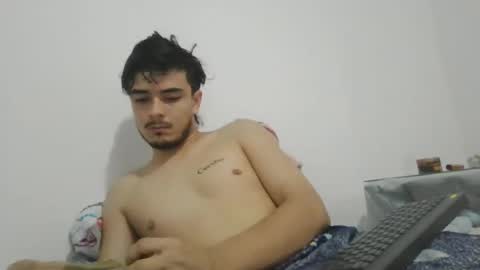 Snapshot of danielhot17 chatting on 3, 1, 2025 DANIEL online show from 3, 1, 2025