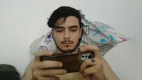 Snapshot of danielhot17 chatting on 3, 1, 2025 DANIEL online show from 3, 1, 2025