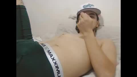 Snapshot of danielhot17 chatting on 27, 1, 2025 DANIEL online show from 27, 1, 2025