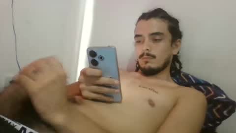 Snapshot of danielhot17 chatting on 28, 10, 2025 DANIEL online show from 28, 10, 2025