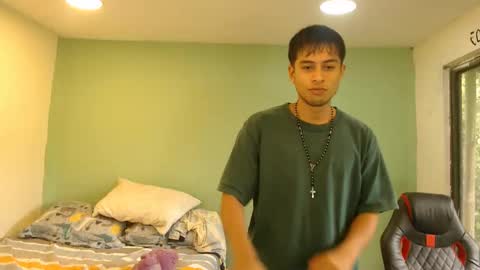 Snapshot of danielitopapii chatting on 15, 4, 2026 danielitopapii online show from 15, 4, 2026