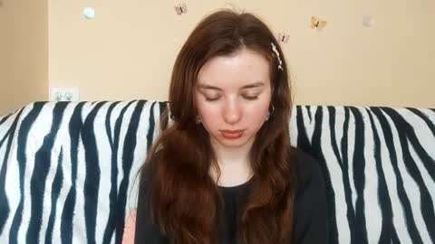 Snapshot of daniellevaulet chatting on 17, 6, 2026 Mia online show from 17, 6, 2026
