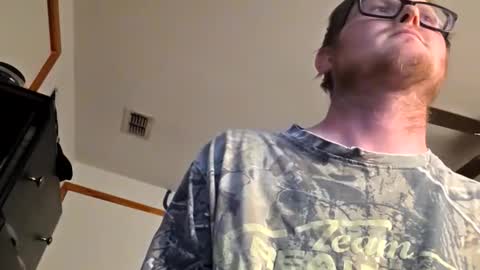 Daniel    y. online show from 22, 12, 2025