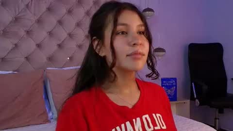 Snapshot of danika_x chatting on 5, 7, 2026 Danika online show from 5, 7, 2026