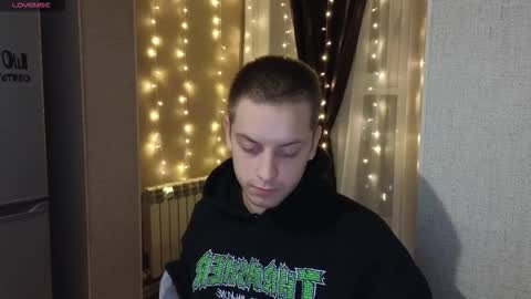 danila online show from 3, 12, 2025