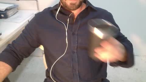 Snapshot of danioli614 chatting on 17, 12, 2025 Dani Oli online show from 17, 12, 2025