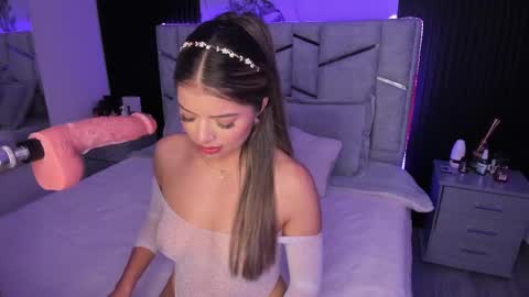 Dani Phonenix online show from 1, 3, 2025