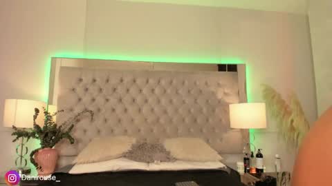 Snapshot of danirouse_ chatting on 10, 5, 2026 Danirouse online show from 10, 5, 2026