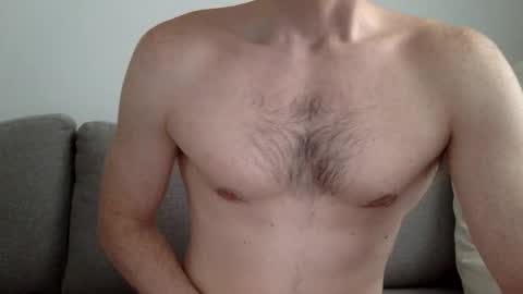 Snapshot of danishguysdicks chatting on 21, 2, 2025 Buzzy online show from 21, 2, 2025