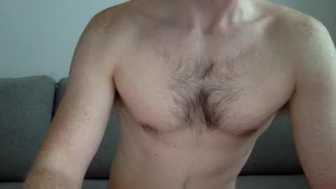 Snapshot of danishguysdicks chatting on 3, 10, 2025 Buzzy online show from 3, 10, 2025