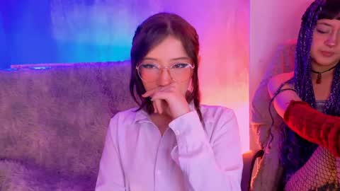 Snapshot of danita_veelz chatting on 4, 5, 2026 danita_veelz online show from 4, 5, 2026