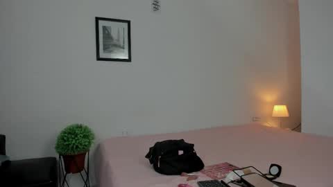 Snapshot of danka_smith chatting on 11, 9, 2025 danka_smith online show from 11, 9, 2025