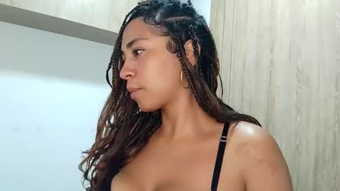 Danna  Ross online show from 23, 4, 2026