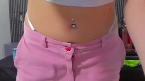 Snapshot of danna_flame chatting on 8, 1, 2025 Danna Flame online show from 8, 1, 2025