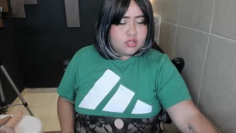 Snapshot of danna_keys chatting on 18, 6, 2026 DANNA online show from 18, 6, 2026