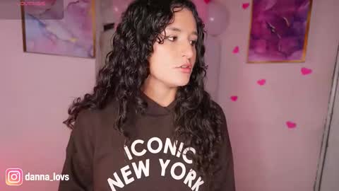 Danna Lovs online show from 16, 2, 2026