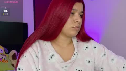 Snapshot of danna_luu chatting on 16, 7, 2026 Danna online show from 16, 7, 2026
