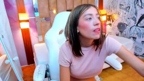Snapshot of danna_petiite chatting on 14, 5, 2026 danna online show from 14, 5, 2026