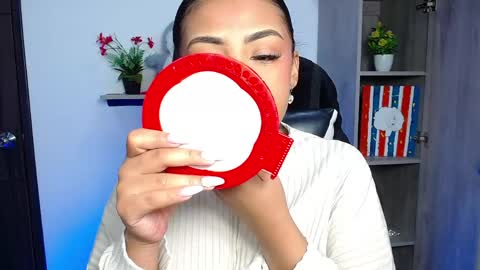 Danna online show from 22, 4, 2026