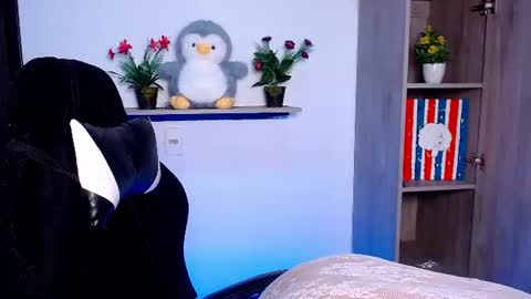 Snapshot of danna_schmidt23 chatting on 24, 7, 2026 Danna online show from 24, 7, 2026