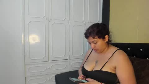 Danna Garza online show from 16, 2, 2025