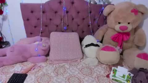 Snapshot of dannajeins chatting on 6, 7, 2026 Danna Sofia jeins online show from 6, 7, 2026